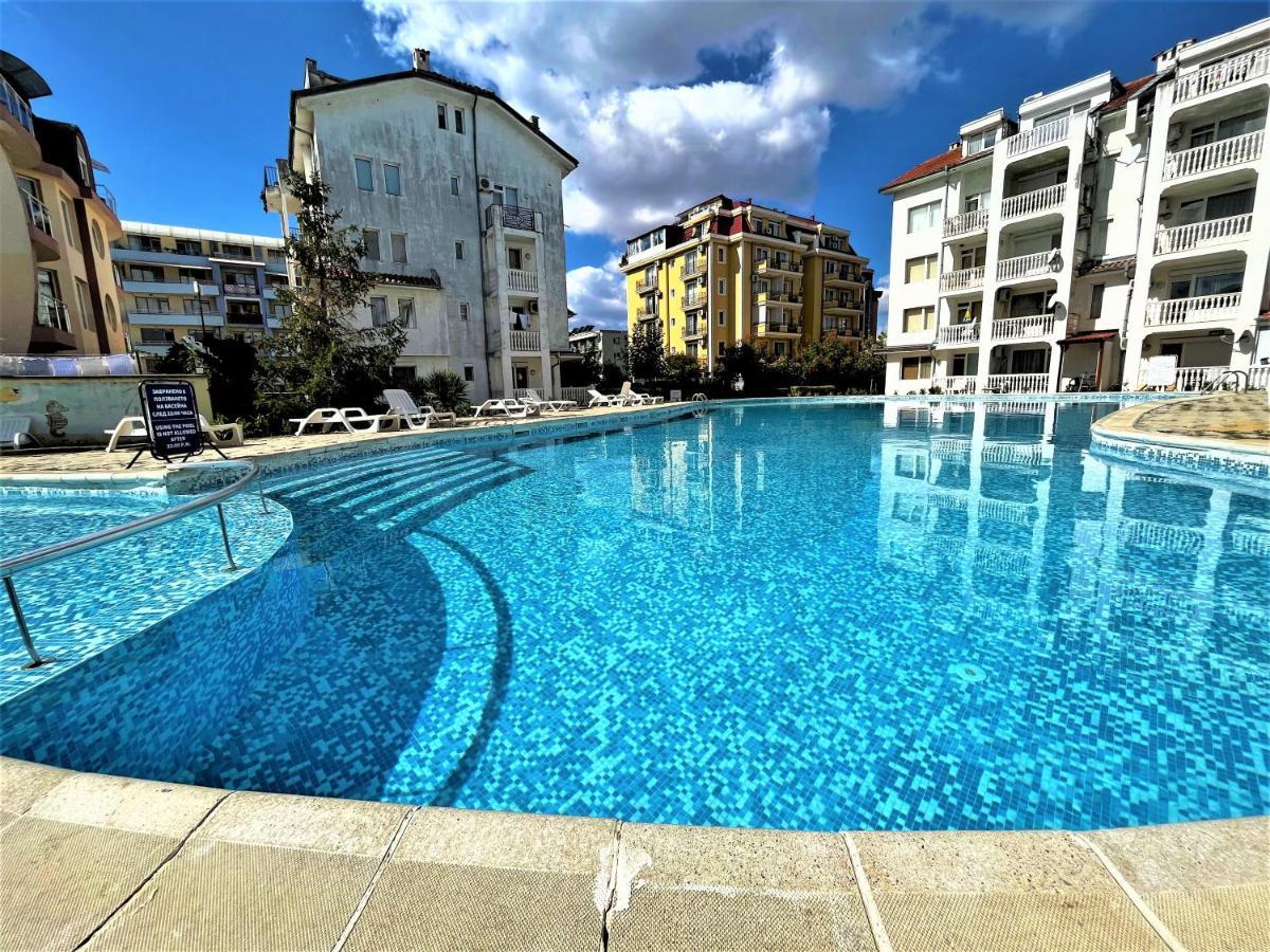 Bravo 5 Holiday Home Sunny Beach Exterior photo